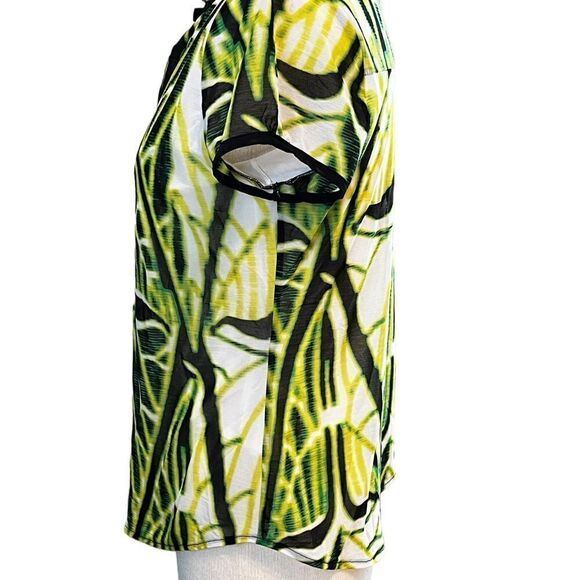 Stylish Green and Black Women's Top - Picture 2 of 5